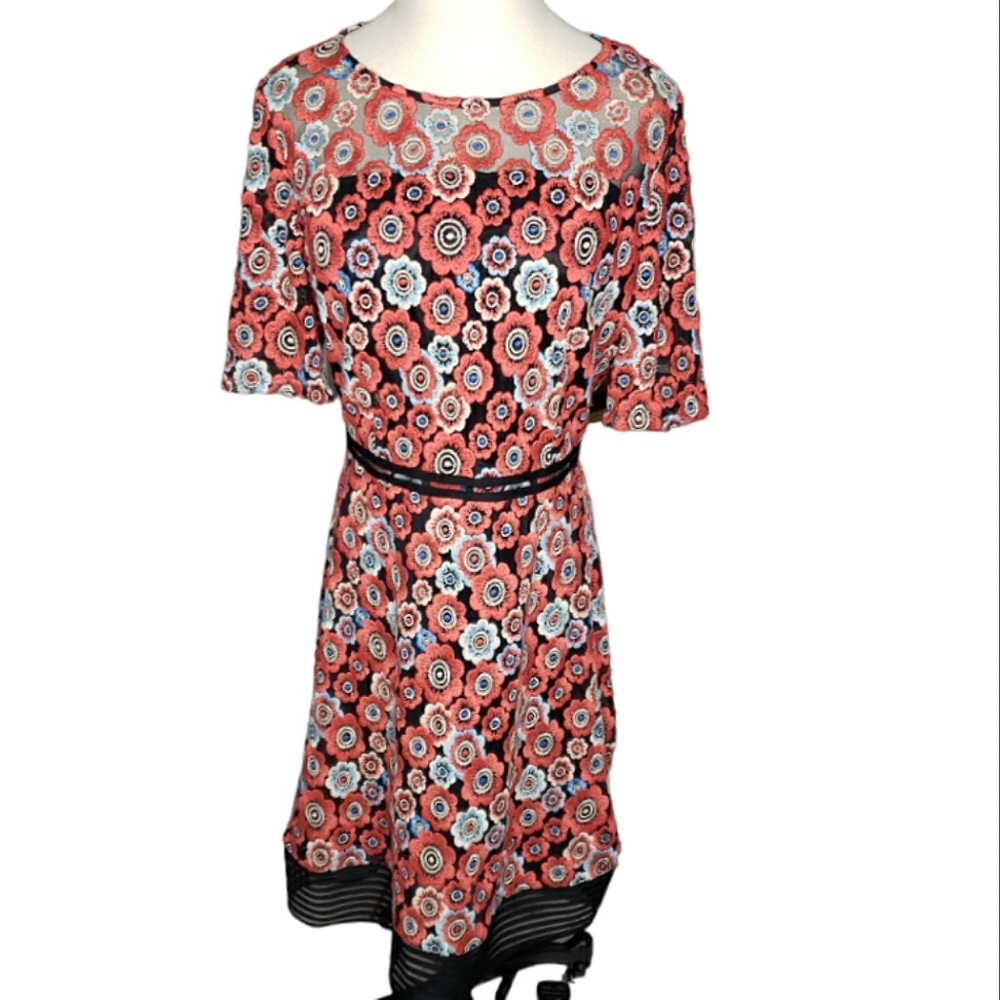 Tahari Arthur Levine FitFlare Crochet Dark Floral Sheer Netting Party Dress 12